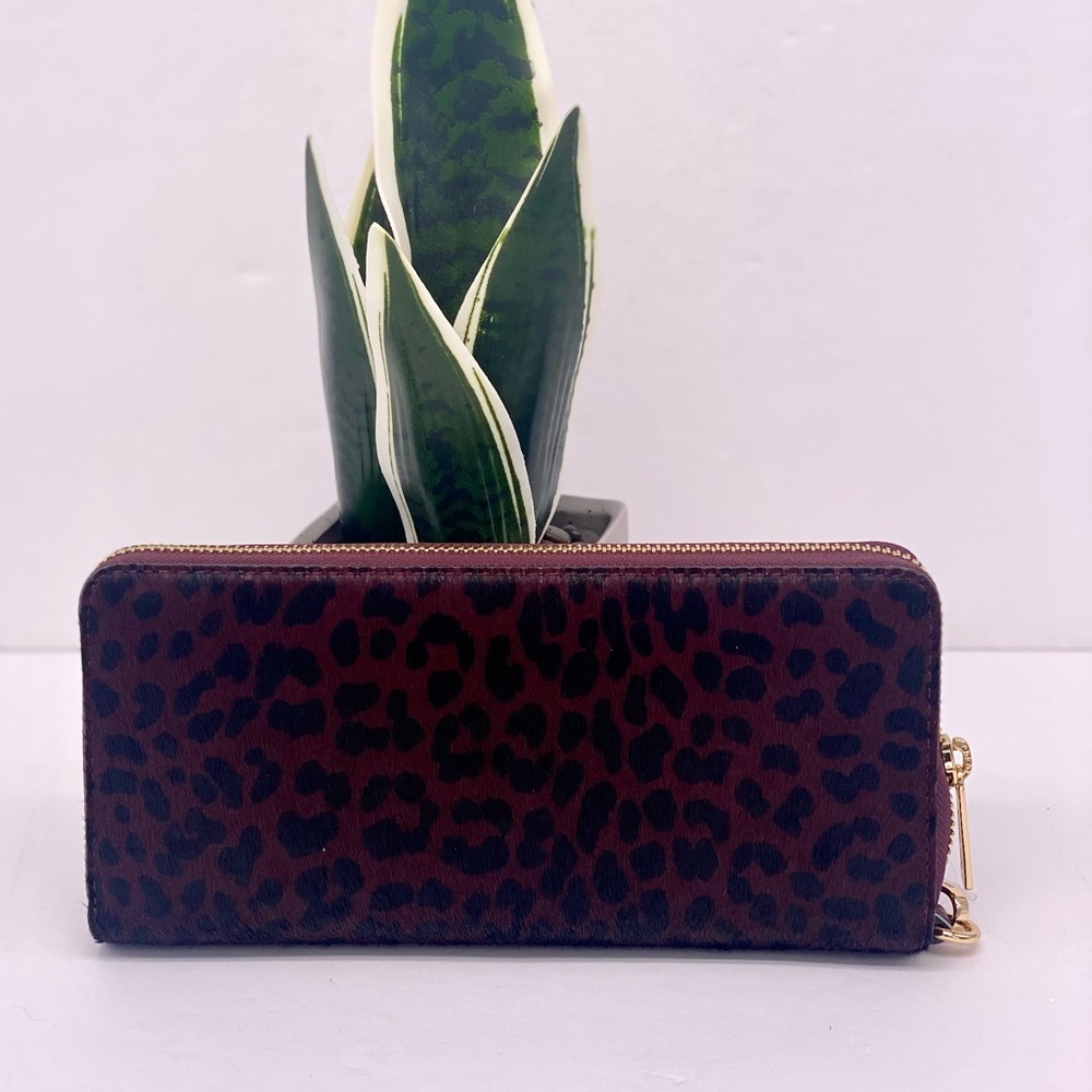 Michael Kors Leopard Print Large Continental Wallet - Picture 3 of 16